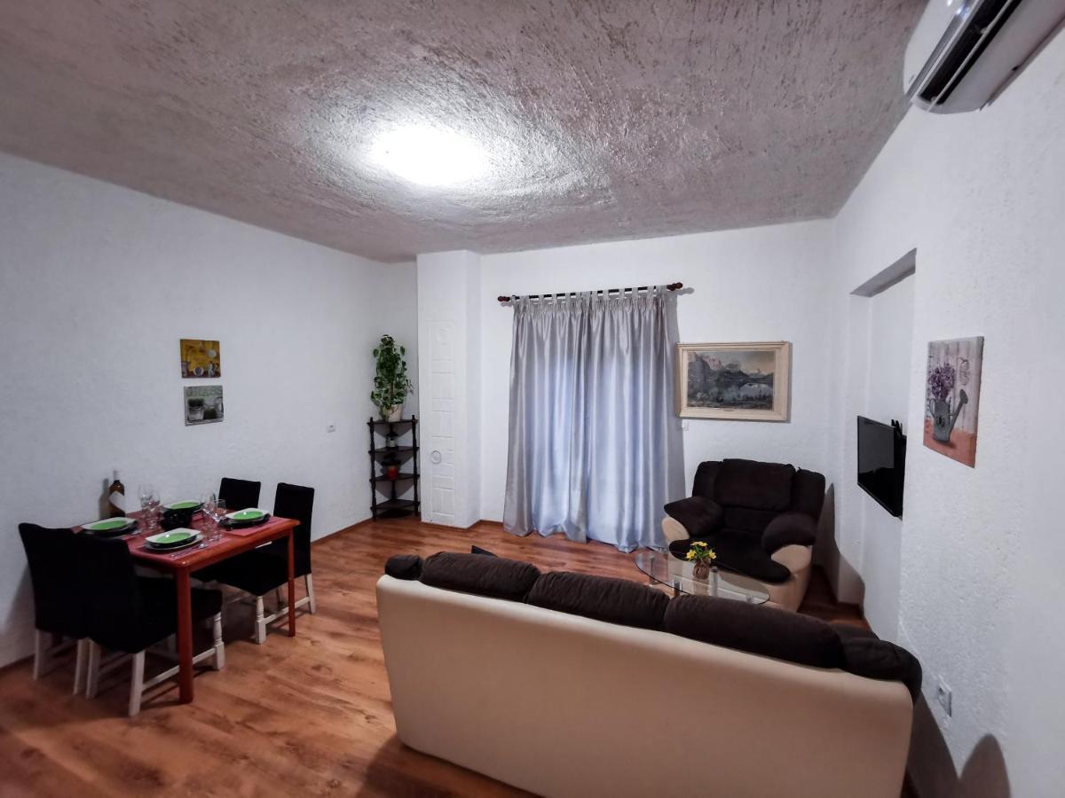 Apartments & Studio Pekica Rovinj Exterior photo